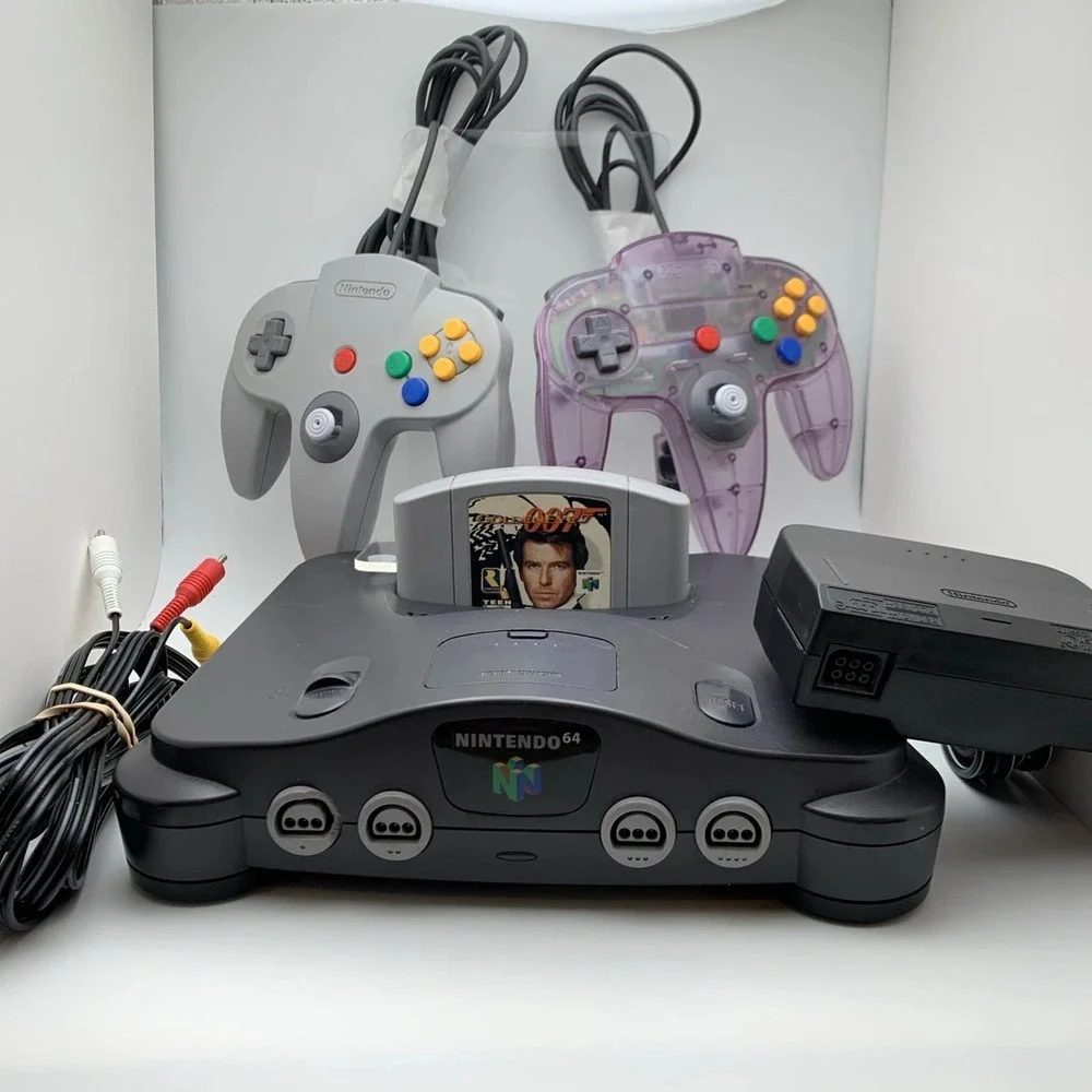 Nintendo 64 Console N64 Bundle: 2 Controllers 007 Golden Eye Tested working A+
